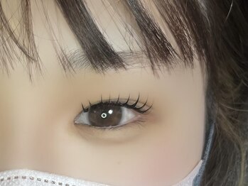 ミーム(ME-ME)の写真/まつ毛サロンデビューにもオススメ♪次世代まつげパーマ！ナチュラルなのにパッチリとした目元に☆