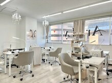 アリスリー 千葉駅前店(Arisly)の雰囲気(店内はとても広く、個室でゆったりできます◎)