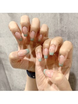 アンダーバーホワイトプラス 南海難波店(_WHITE+)/フレンチネイル