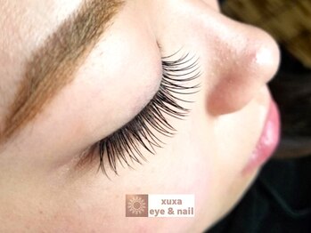 シューシャ(xuxa)の写真/【歴15年◇圧倒的なキープ力はリピート率が証明】1人1人の自まつ毛の負担を考えた丁寧な施術が人気の秘密!