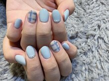 ネイルズ ララ(nails Lala)/青チェック