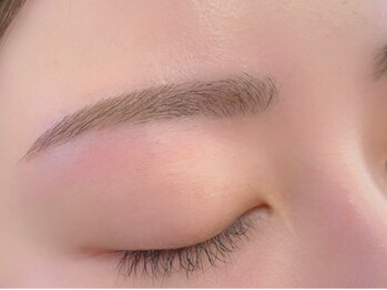 ヨキ(jogi)の写真/《メイクアドバイス付★似合わせアイブロウスタイリング》間引き(毛量調整)ですっぴんでも綺麗な眉毛に◎