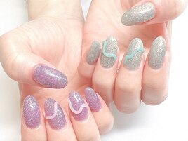 フラッシュとアクセサリーネイル