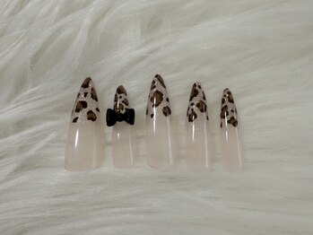 ネイルサロン グロッシー(Nail salon glossy)/ヒョウ柄リボン