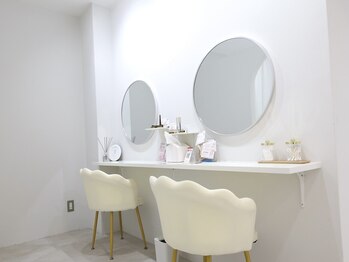 ラシュア 茨木店(Lashure)/メイク直しスペース