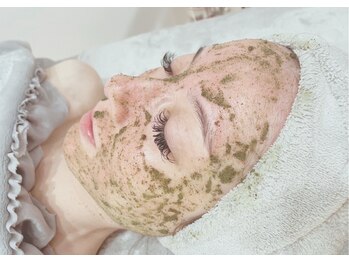 トゥモロー(TOMORROW)の写真/【究極のニキビケア】肌悩みからの卒業！ハーブピーリングで繰り返すニキビ・頑固なニキビにアプローチ。