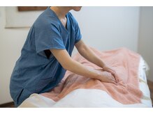 アクア/【太田市/ハワイアンロミロミ】