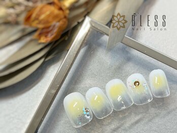 ネイルアンドアイラッシュ ブレス エスパル山形本店(BLESS)/グラデ＋チークで上品に！
