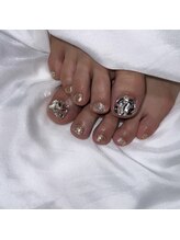 イー 大和八木駅前店(E)/親指アート