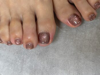 ネイルアンドアイラッシュスタジオ シュシュ(chouchou)/春夏秋冬フットネイルマグネット