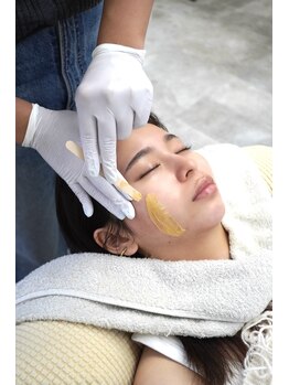ワクシートウキョウ 蒲田店(WAXYYY.TOKYO)の写真/光フェイシャルでターンオーバーを促進！お肌の調子が良くなると、お顔の印象も変わり、化粧ノリもUP★