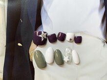 フェリシアネイル(FERECIA nail)/上：¥8980/下：¥7980