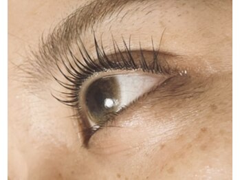 ムーン(Moon)/パリジェンヌリフト