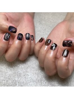 エミュ(e3mu)/ニュアンスネイル　ミラーネイル