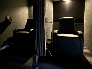 ググ(gugu)/腰の負担が少ないソファ♪