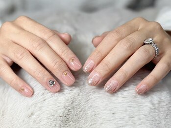 シンプルネイルアート