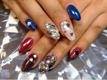 ラウト デコレーションアンドネイルサロン(Lauto Decoration&Nail Salon)/アニメデザインネイル