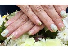 プルミエ ネイル(Premier Nail)/スモーキーグリーン＆ゴールド