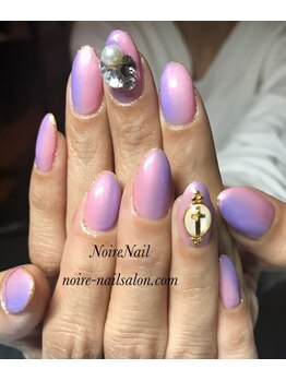 ノワール ネイルアンドスクール(Noire)/