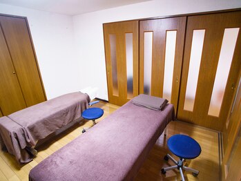 たけうち鍼灸接骨院/２人同時に来院も可