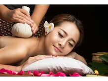 ヌアット 新大久保(NUAT)の雰囲気（エネルギーの流れ『セン』に沿って圧迫や指圧を行います）