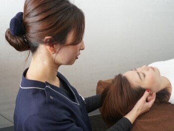 ラクアの写真/シミ/シワ改善【40代～女性の人生をもっと輝かせる】いくつになっても周りの人に褒められる素肌に。