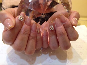 エスフィーネイルサロン ブリーユ(Esfy nailsalon Brille)/シンプルネイル