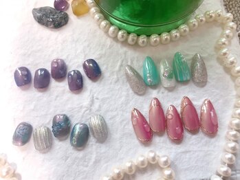 マハロネイル(Mahalo Nail)の写真/悩んだときはこのメニュー☆マハロネイルの3種類の定額デザインコースで気軽に手元をオシャレに変身♪