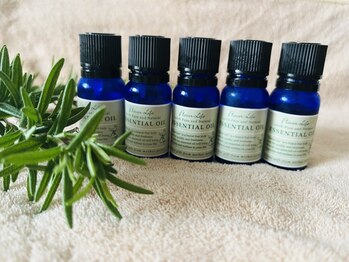 フロレゾン(Floraison)/ケアで変わる体と心♪本格アロマ