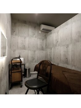 ダリア(Dahlia)/ハーブとアイブロウルーム