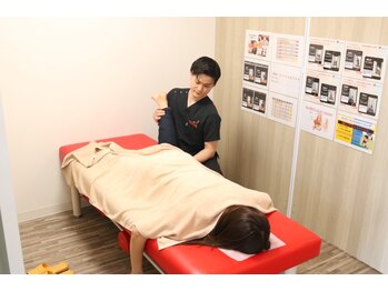 ナオル整体 浦添院(NAORU整体)/沖縄県/浦添/肩こり/整体/腰痛