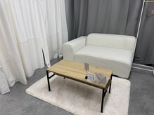 エスプレッソ(espresso,)/店内はホワイトグレーです♪