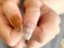 マグネットネイル大人可愛い