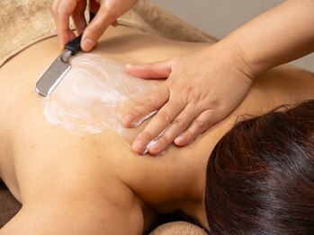 ニニ(Nini)/ボディシェービング