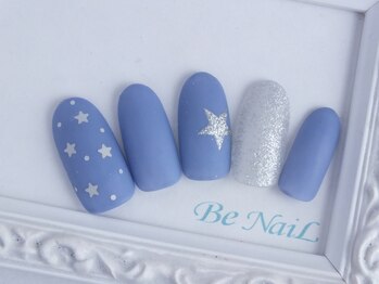 ビーネイル(Be NaiL)/マットなスターネイル