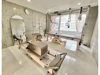 トム(Thom)/ピラティススタジオ店内