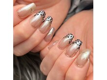 【ネイル/ワンカラー/手書きアート/持ち込み/長さだし】