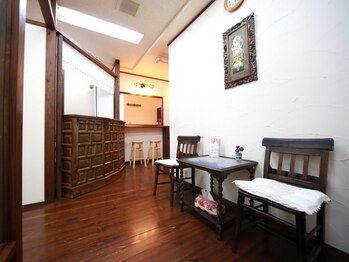 まつげ工房 あびこ店/温もりのある店内♪