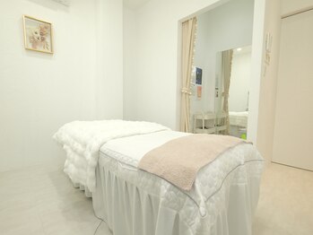 ビップ(vip)/白基調で清潔感溢れるお部屋