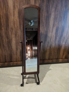 アジアンリラクゼーションヴィラ 徳島藍住インター店(asian relaxation villa)/全身が移る鏡 （姿見）