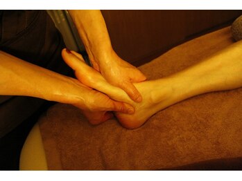 ヌフヌフ(neuf neuf)/浦和☆アロマリンパマッサージ