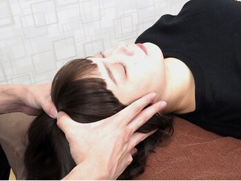 こっきんらぼ 東京整体院(骨×筋Lab)の写真/【プロにお任せコース50分5,700円】筋肉を緩めて凝り固まった頭や目元まわりのお疲れを徹底解消！