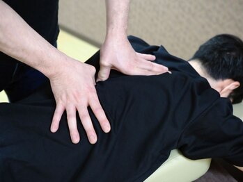 菅野スポーツマッサージの写真/【男性も大歓迎★】お仕事帰りや運動不足の方にもオススメ◎男性も大満足の強もみでスッキリが人気の理由♪