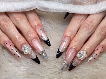 リノ(Lino)の写真/オフ無料◎パーツ盛/ロングネイル大歓迎★【ジェルチップフリーアートシンプル ¥12900/ゴージャス ¥15900】