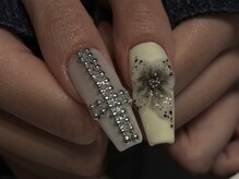 ハチイチイチサン(8113)の雰囲気（ロングネイル/エアブラシ/長さだし/y2k）