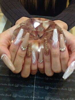 エスフィーネイルサロン ブリーユ(Esfy nailsalon Brille)/天然石風スカルプ