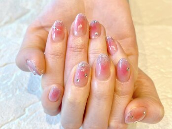 ブレスネイル(brace Nail)/チークマグネットグラデーション