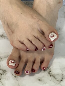 ミュウ(Miu)/フットネイル色変えで