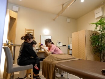 花あかりの写真/ママも嬉しい!お子様連れOK♪リラックスできる完全個室/産後の骨盤の歪み解消★全身もみほぐし