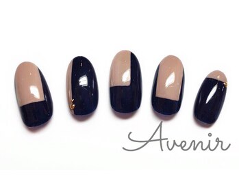 アヴィニール 表参道(Avenir)/トレンドブロッキング　ネイル